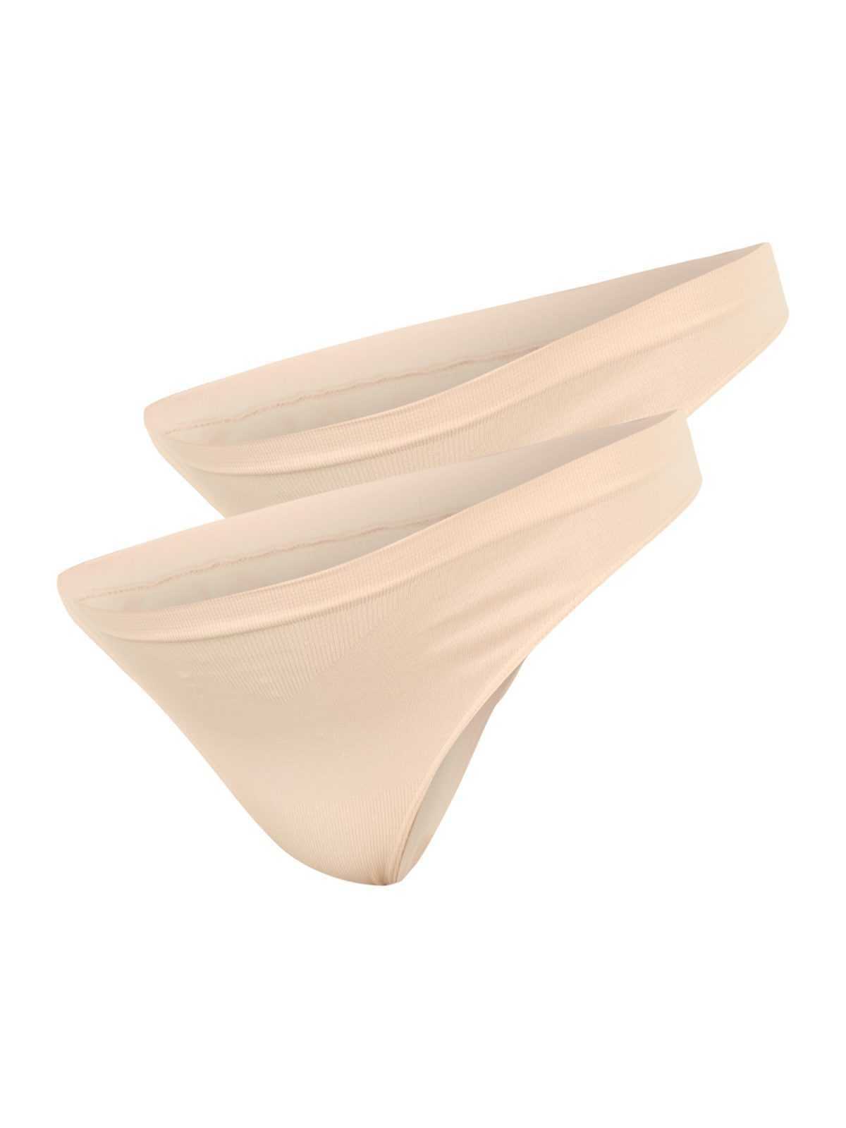 Envie de Fraise Tangice  nude