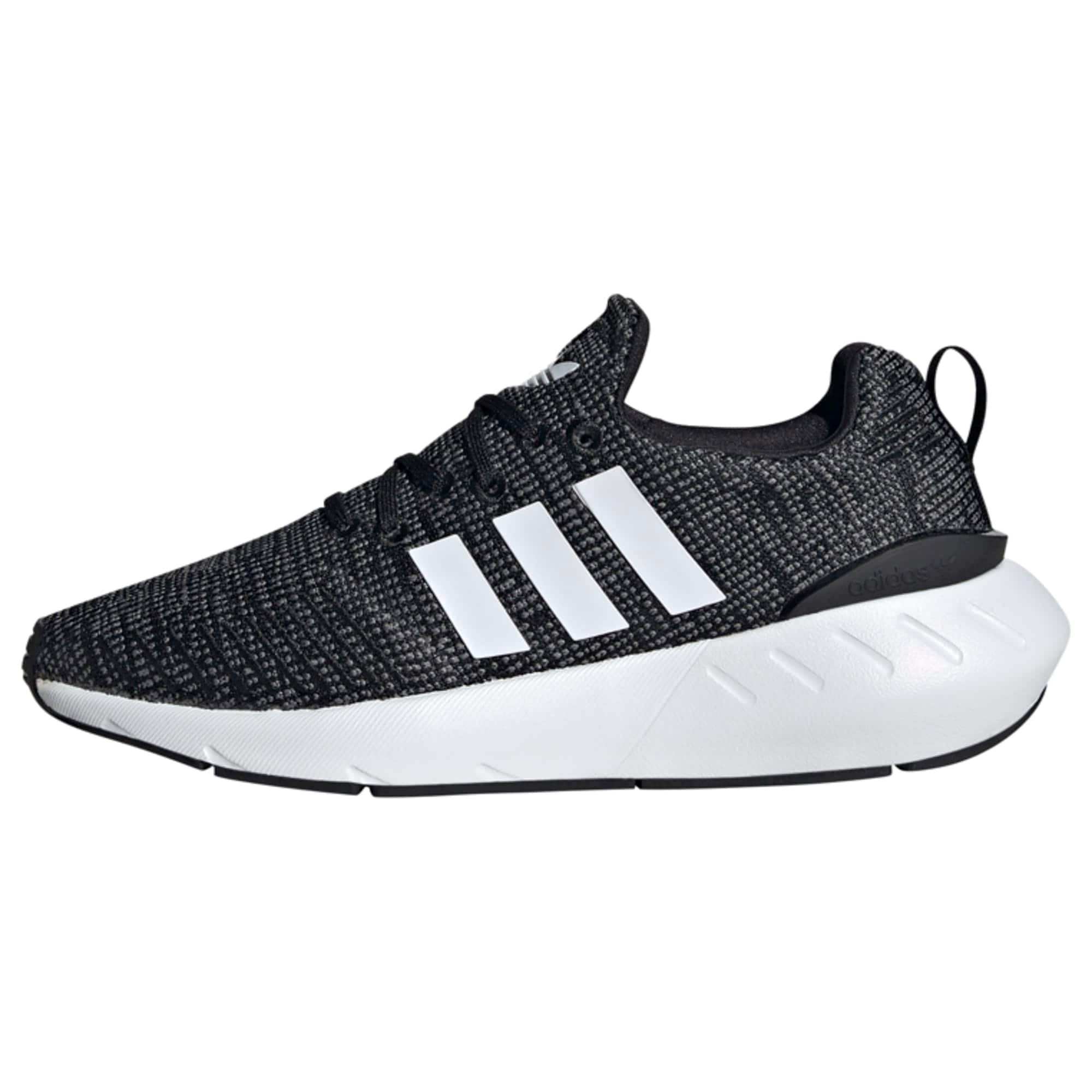 ADIDAS SPORTSWEAR Superge ' Swift Run 22 Schuh '  pegasto črna / bela