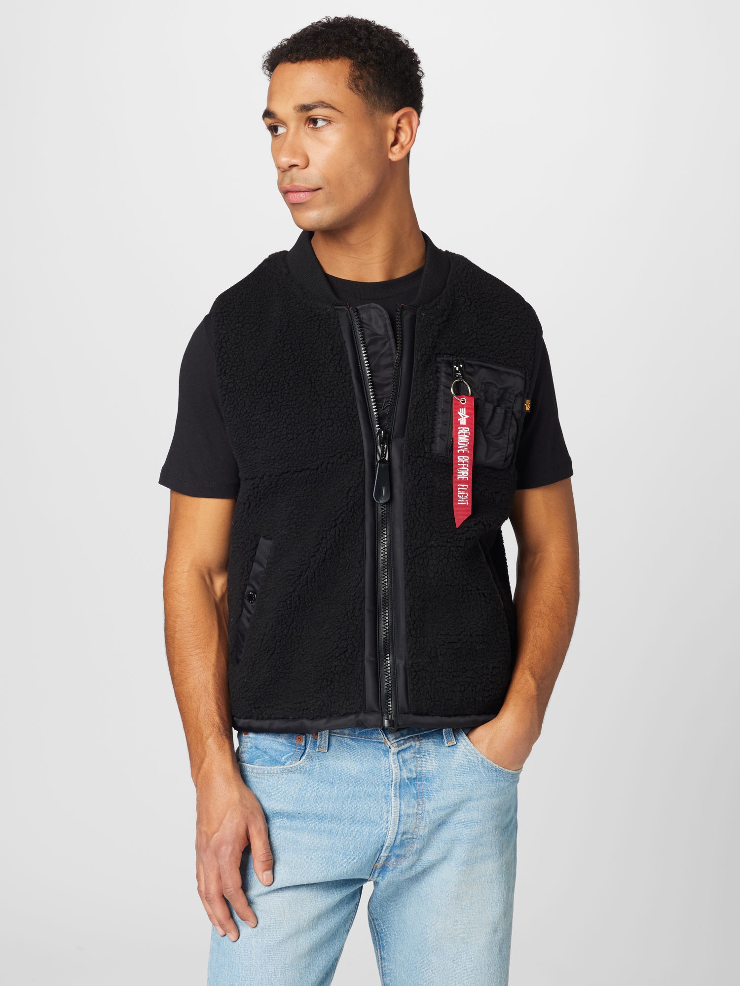 ALPHA INDUSTRIES Brezrokavnik  črna